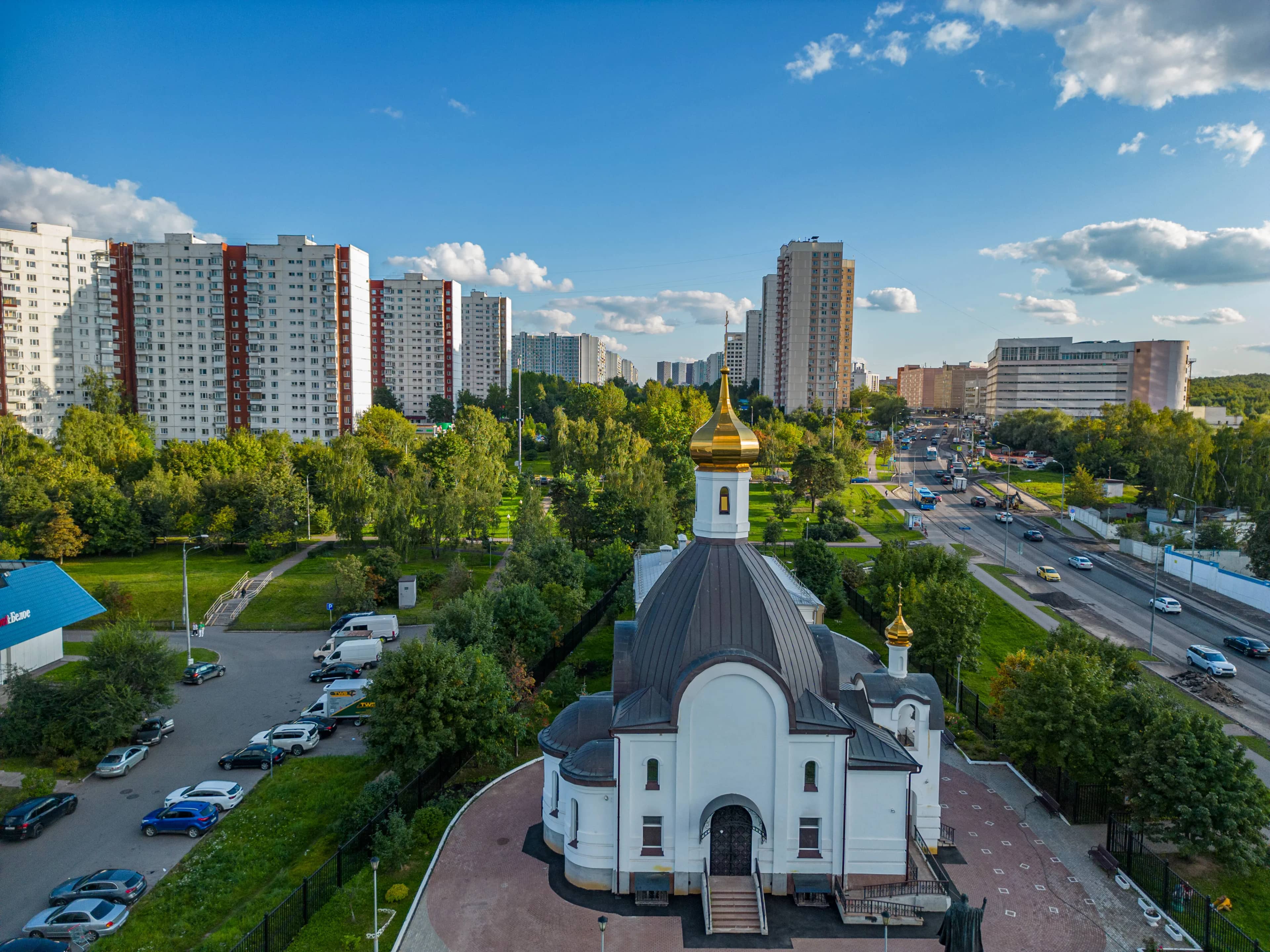 Вид из окна квартиры 706