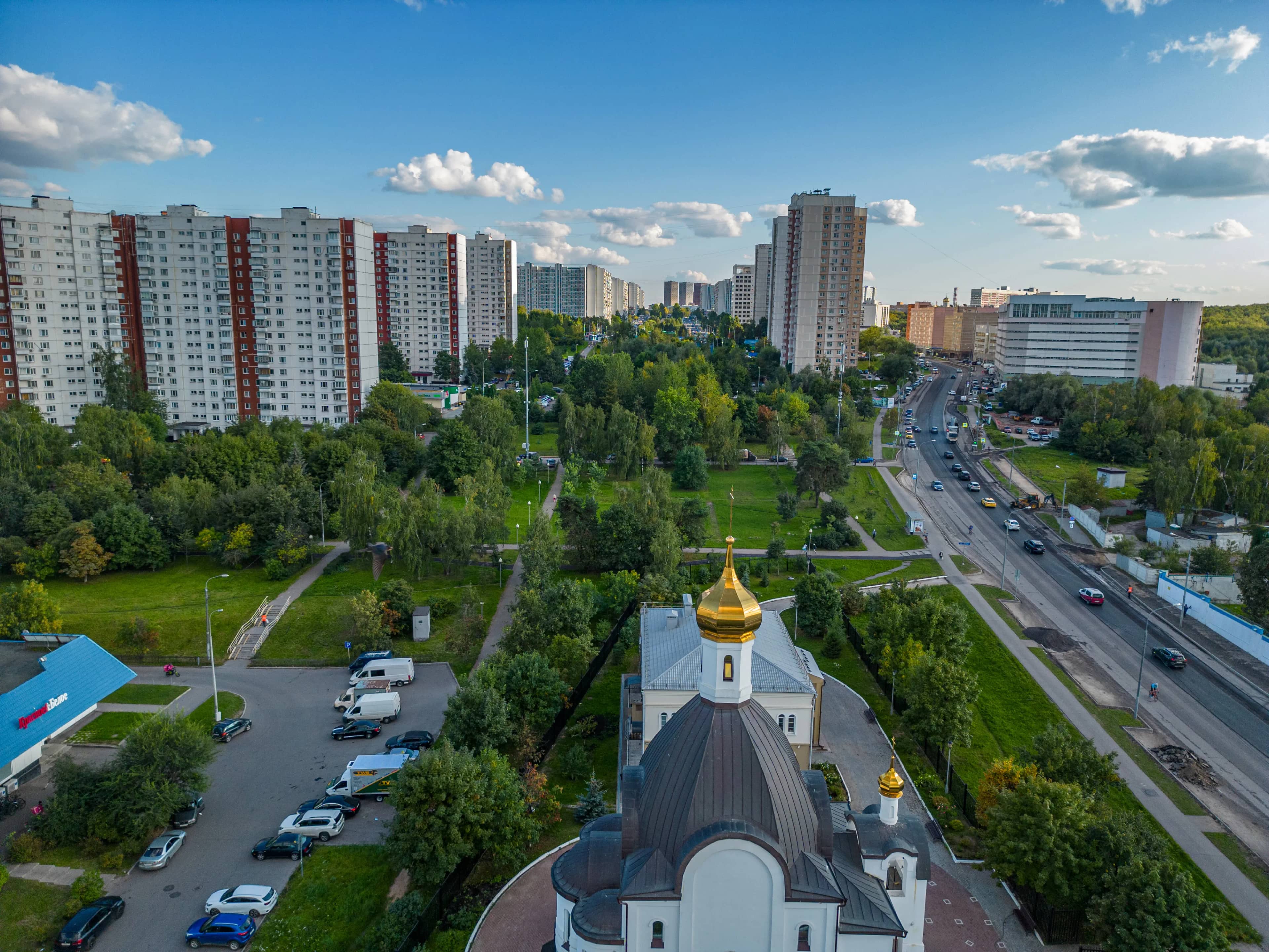 Вид из окна квартиры 738
