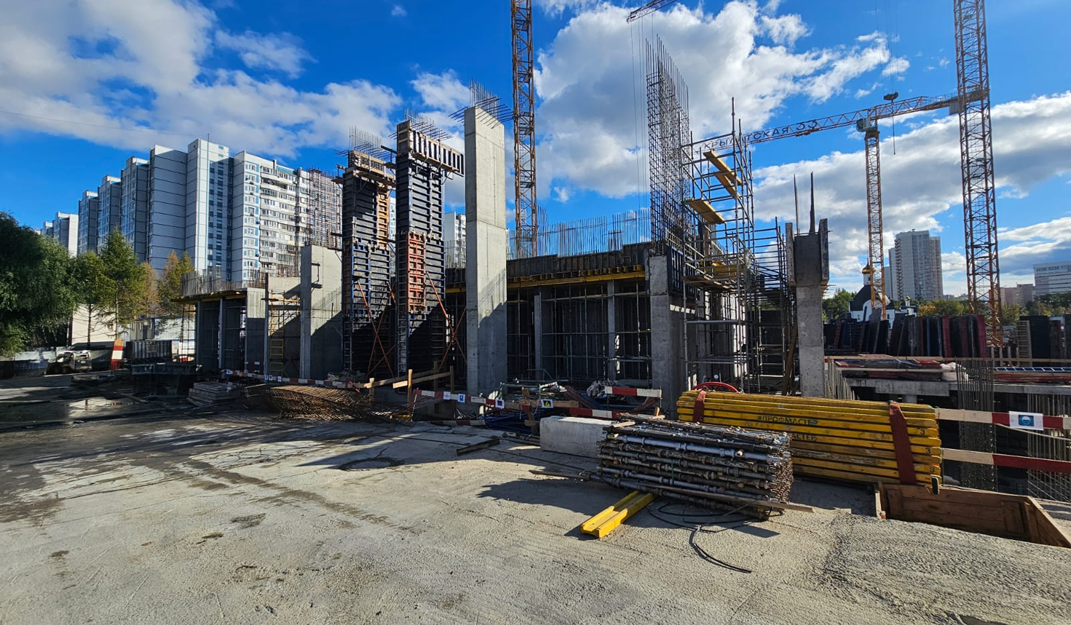 Девелопер «Сияние» завершил работу по обустройству фундамента на площадке проекта премиум-класса «Крылатская 33»